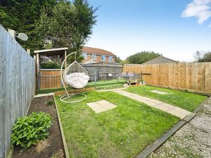 Photo 8- click for photo gallery